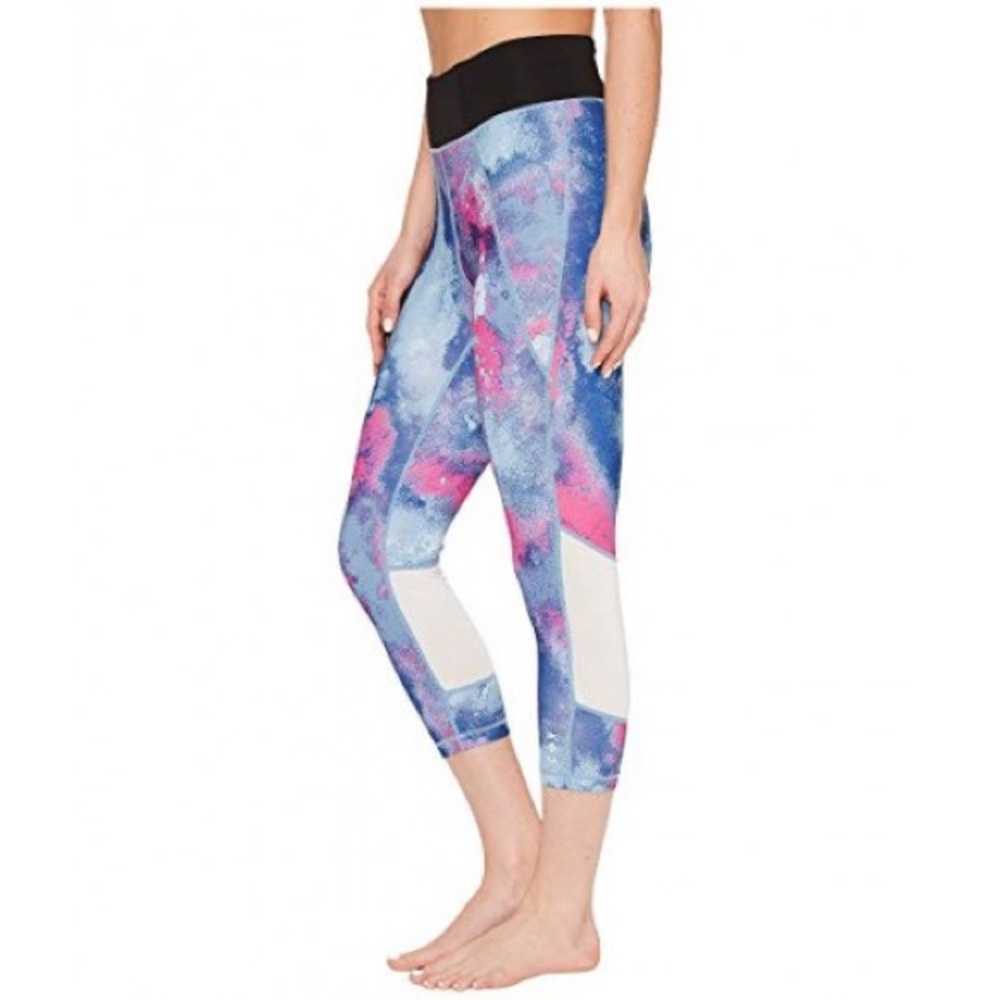 Kavu Hot to Trot Watercolor Cropped Leggings